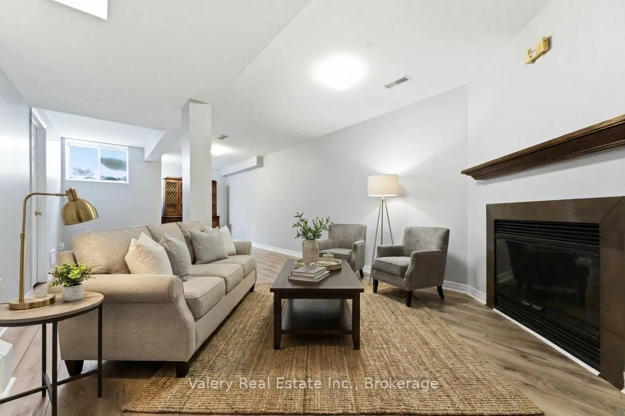 Photo 38 of 62 Astoria Crescent, Ottawa, Barrhaven East — HOMEH