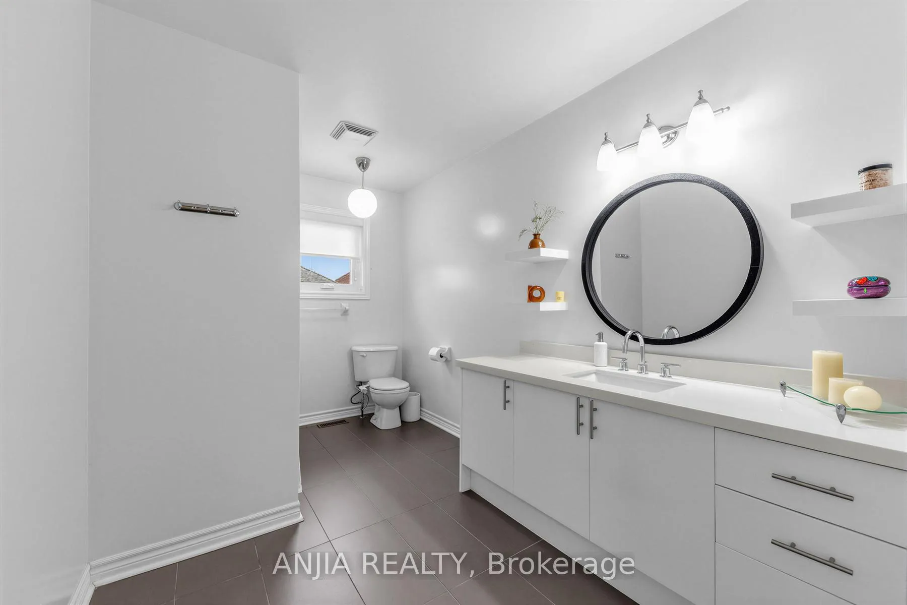 Photo 27 of 54 Stoneheath Crescent, Markham, Cachet — HOMEH