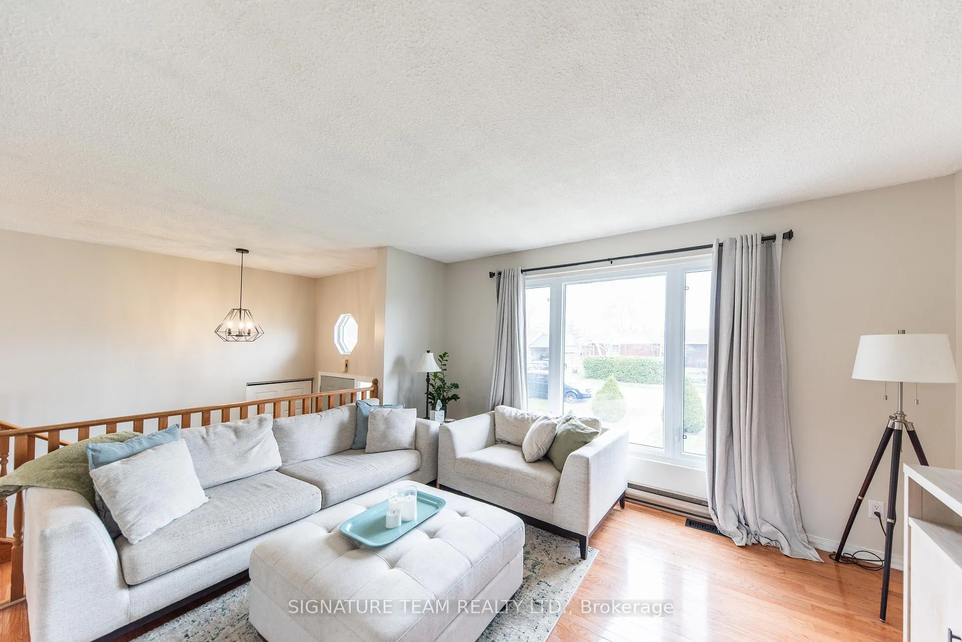 Photo 11 of 2 Lisa Crescent, Petawawa — HOMEH
