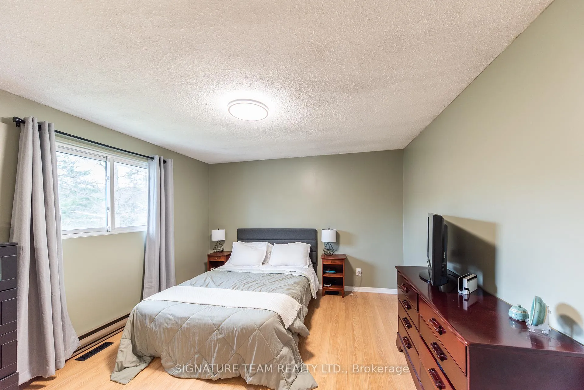 Photo 19 of 2 Lisa Crescent, Petawawa — HOMEH