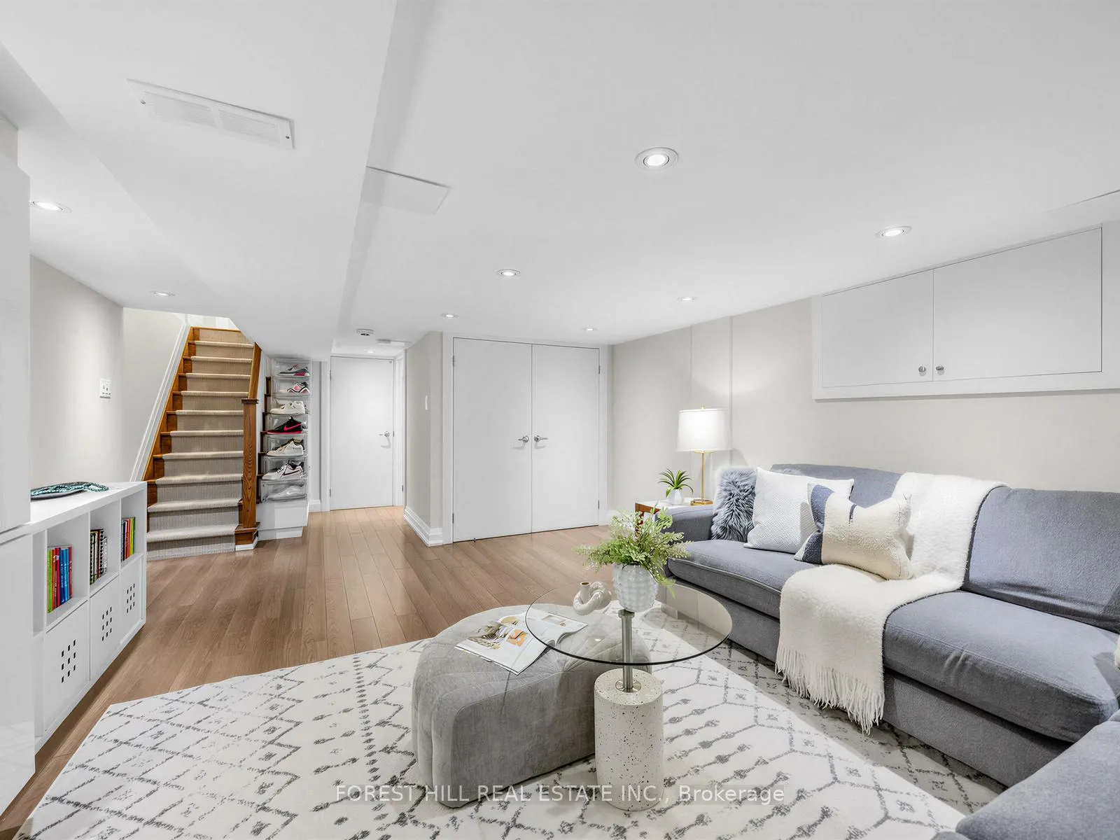 Photo 26 of 28 Alameda Avenue, Toronto, Oakwood Village — HOMEH