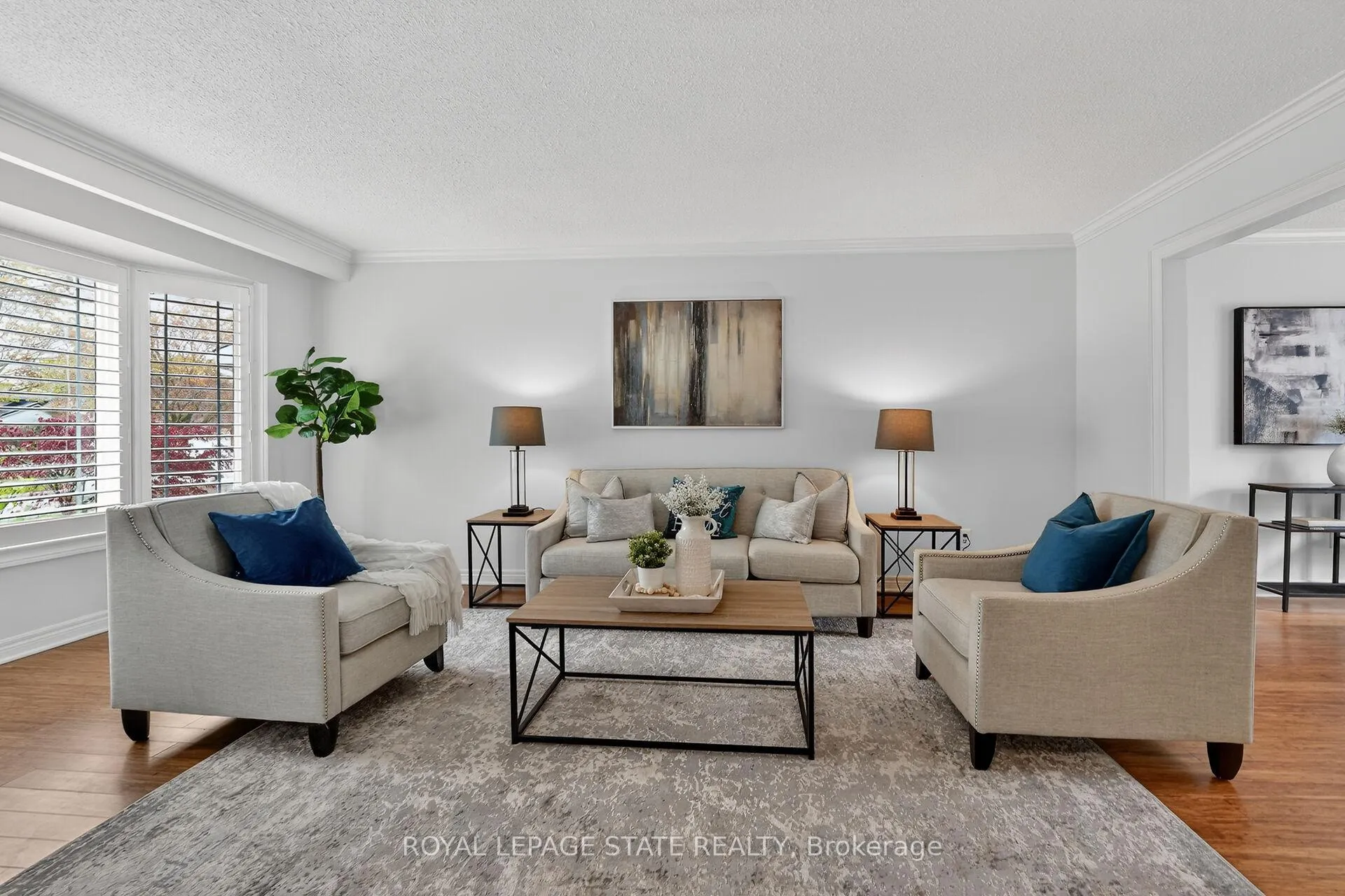 Photo 5 of 3 Fairington Crescent, St. Catharines, Lakeshore — HOMEH