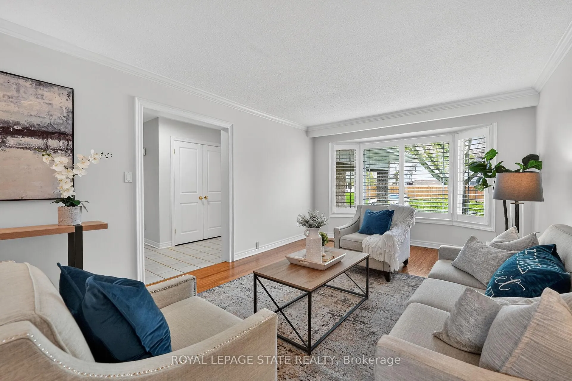 Photo 6 of 3 Fairington Crescent, St. Catharines, Lakeshore — HOMEH