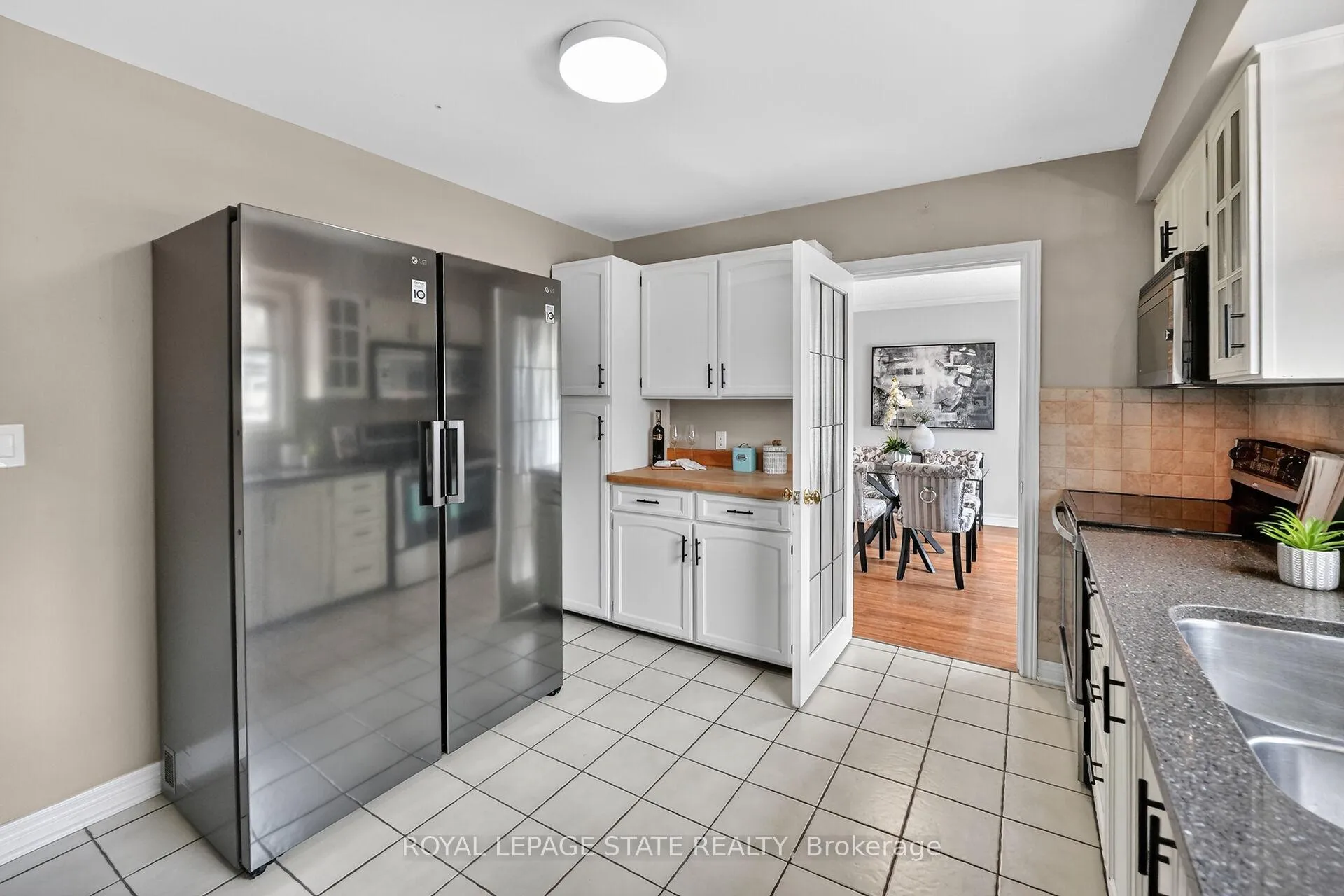 Photo 11 of 3 Fairington Crescent, St. Catharines, Lakeshore — HOMEH