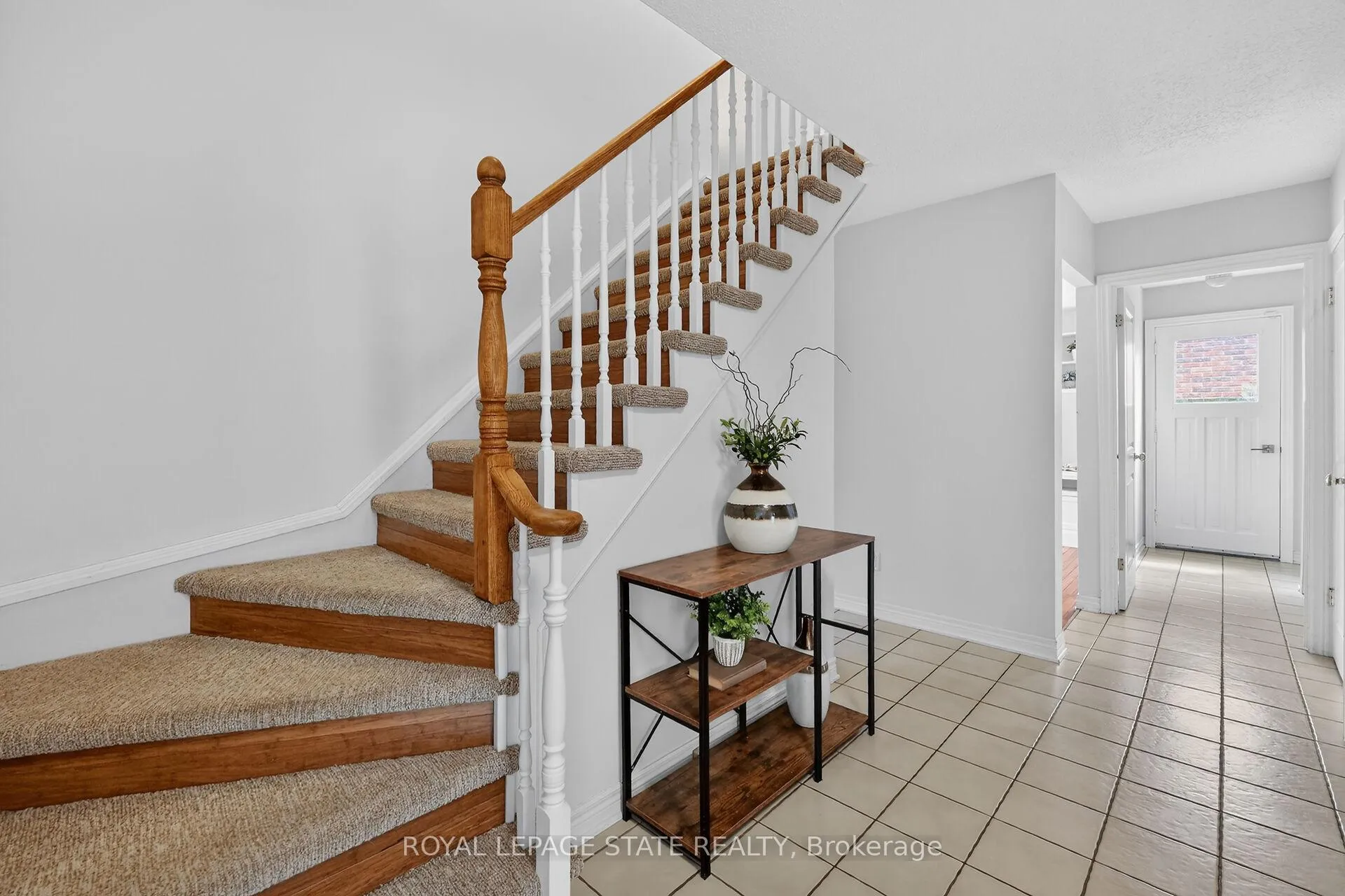 Photo 17 of 3 Fairington Crescent, St. Catharines, Lakeshore — HOMEH