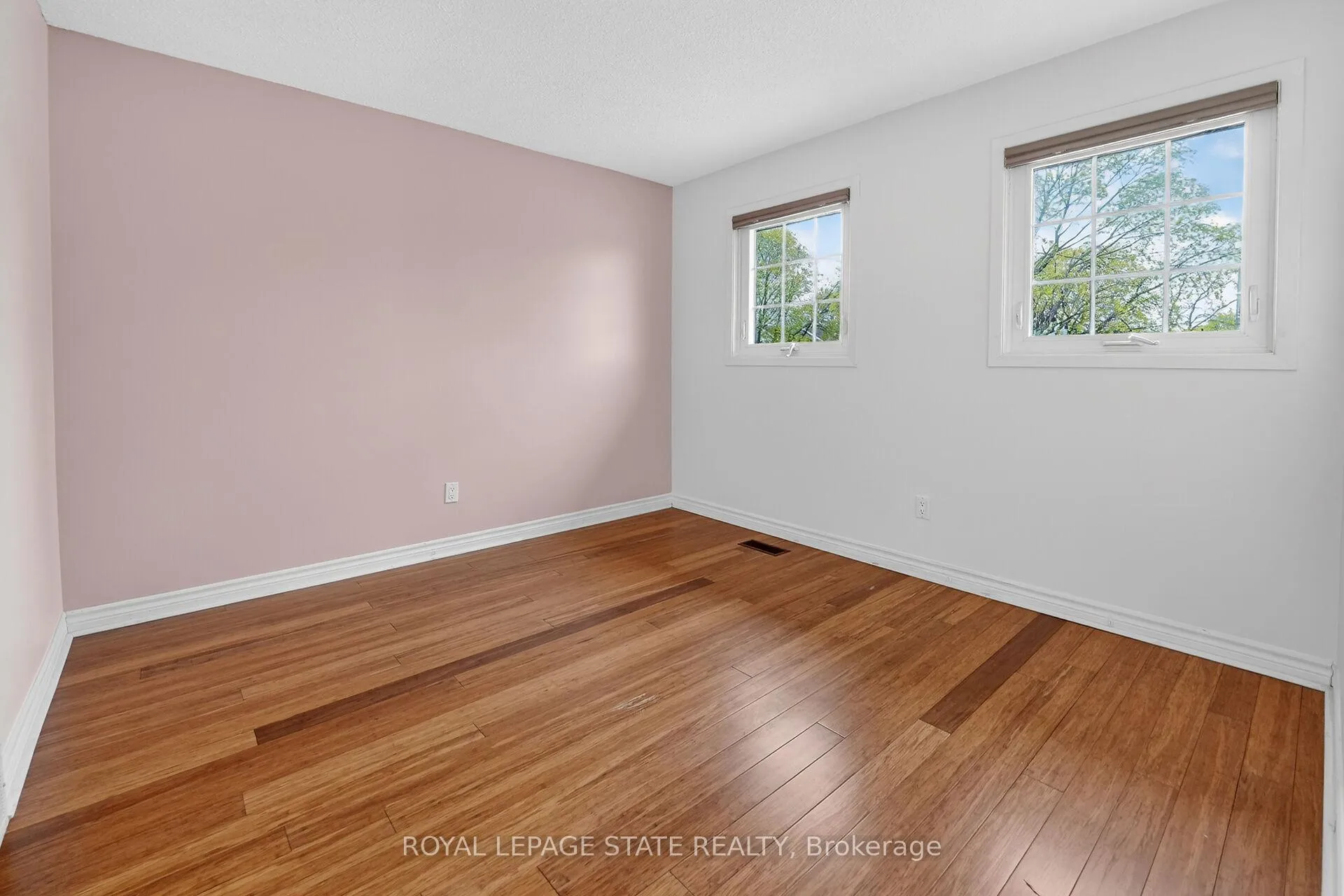 Photo 22 of 3 Fairington Crescent, St. Catharines, Lakeshore — HOMEH