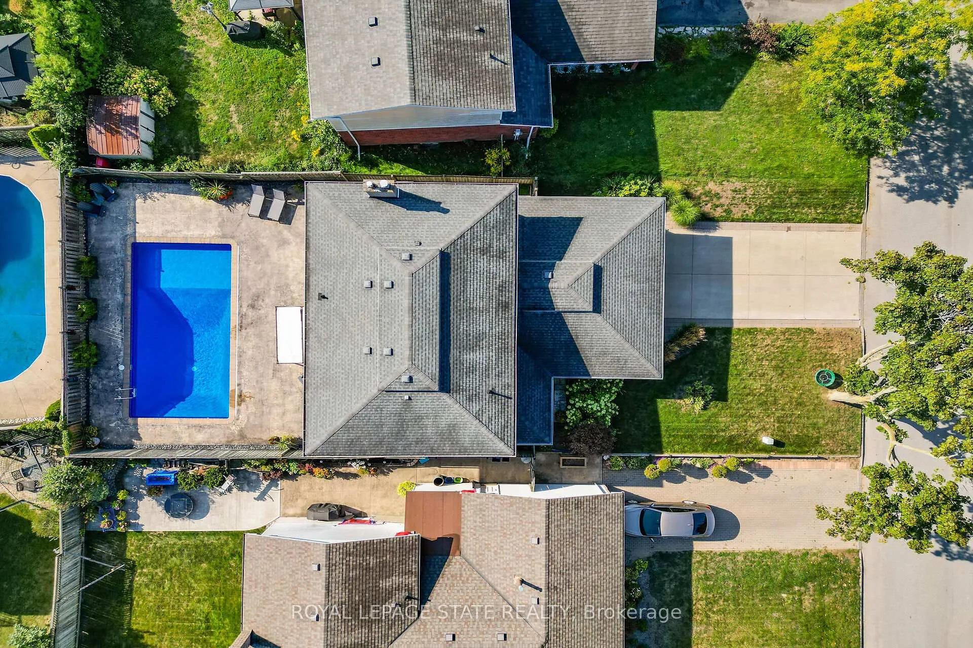 Photo 29 of 3 Fairington Crescent, St. Catharines, Lakeshore — HOMEH