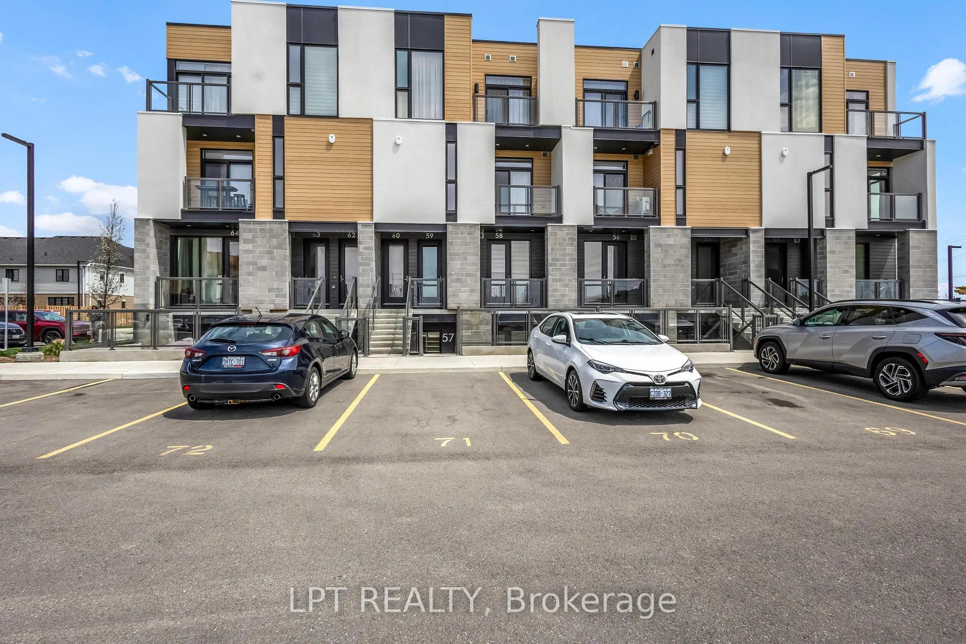 Photo 1 of Unit 60, 142 Foamflower Place, Waterloo, Columbia Forest/Clair Hills — HOMEH