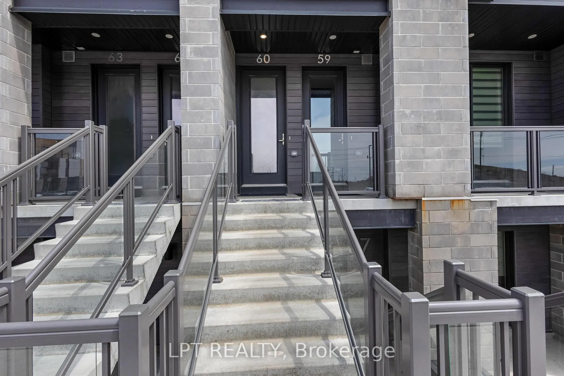 Photo 2 of Unit 60, 142 Foamflower Place, Waterloo, Columbia Forest/Clair Hills — HOMEH