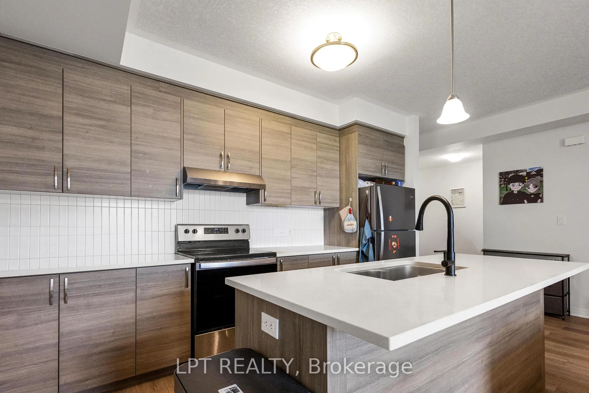 Photo 4 of Unit 60, 142 Foamflower Place, Waterloo, Columbia Forest/Clair Hills — HOMEH