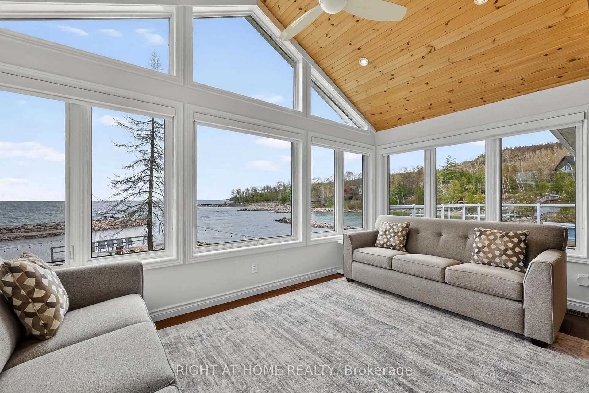 Photo 9 of 442 Silver Birch Drive, Tiny, Rural Tiny — HOMEH