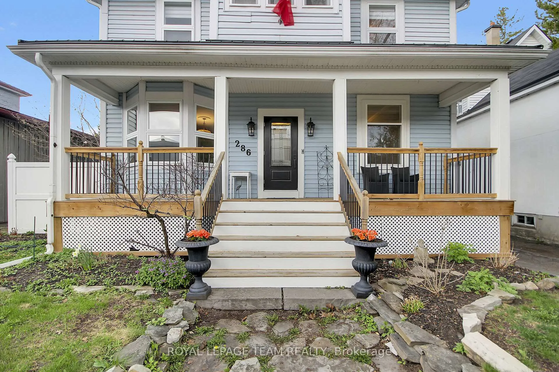 Photo 3 of 286 Zephyr Avenue, Ottawa, Britannia — HOMEH