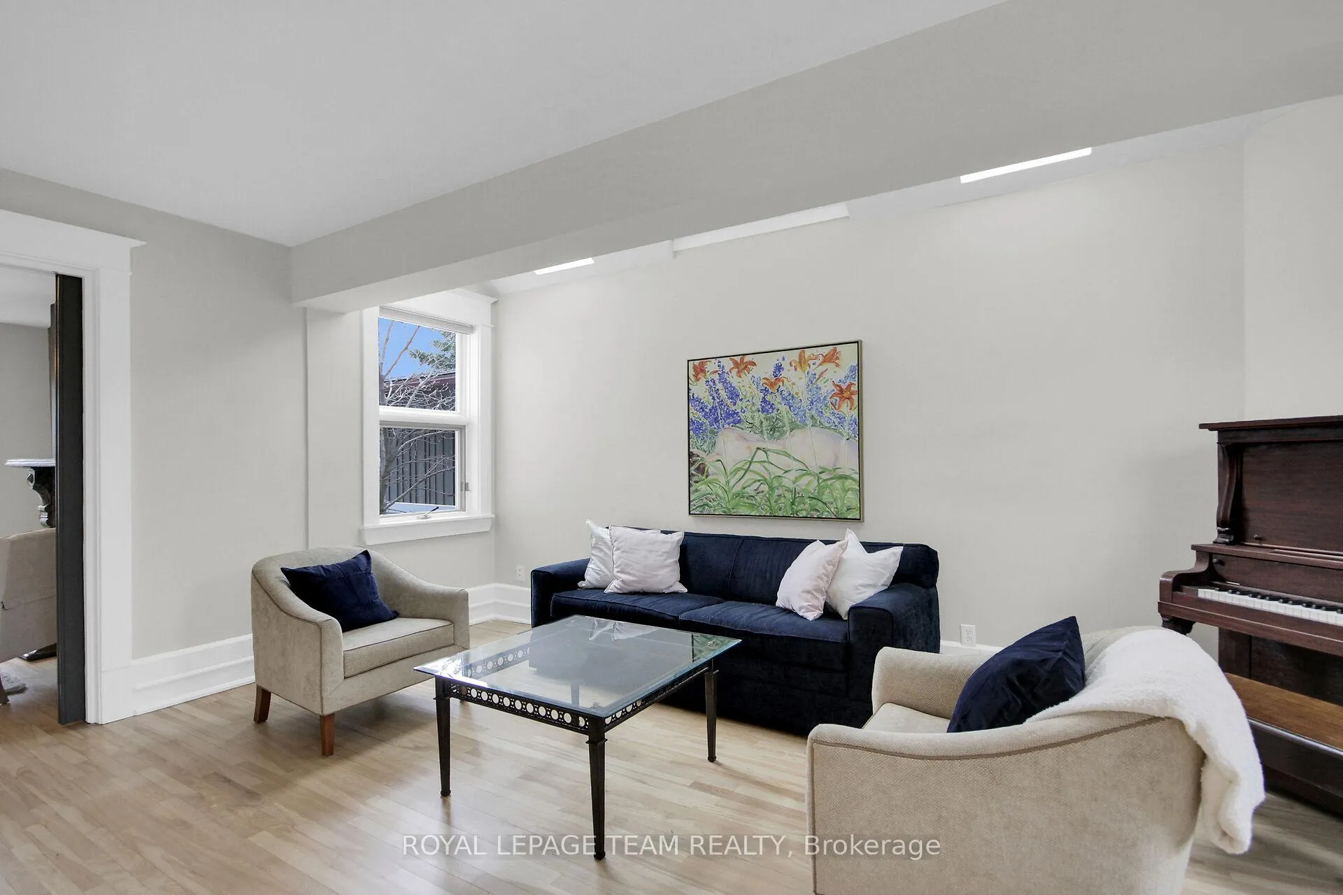 Photo 15 of 286 Zephyr Avenue, Ottawa, Britannia — HOMEH