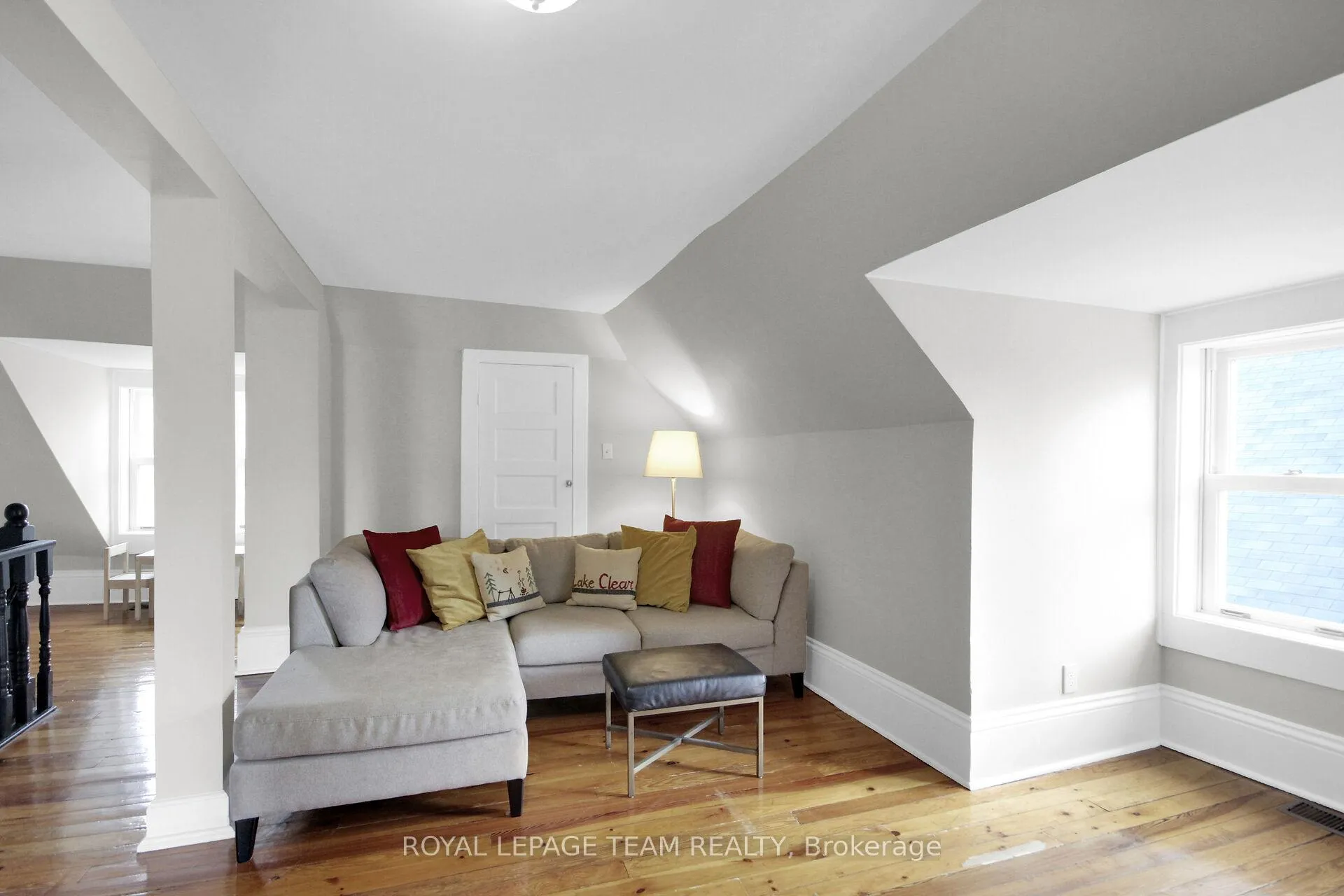 Photo 30 of 286 Zephyr Avenue, Ottawa, Britannia — HOMEH