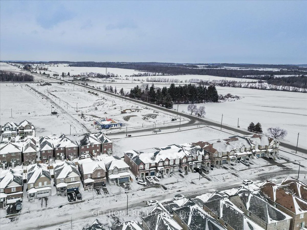 Photo 37 of 1252 Peelar Crescent, Innisfil, Lefroy — HOMEH