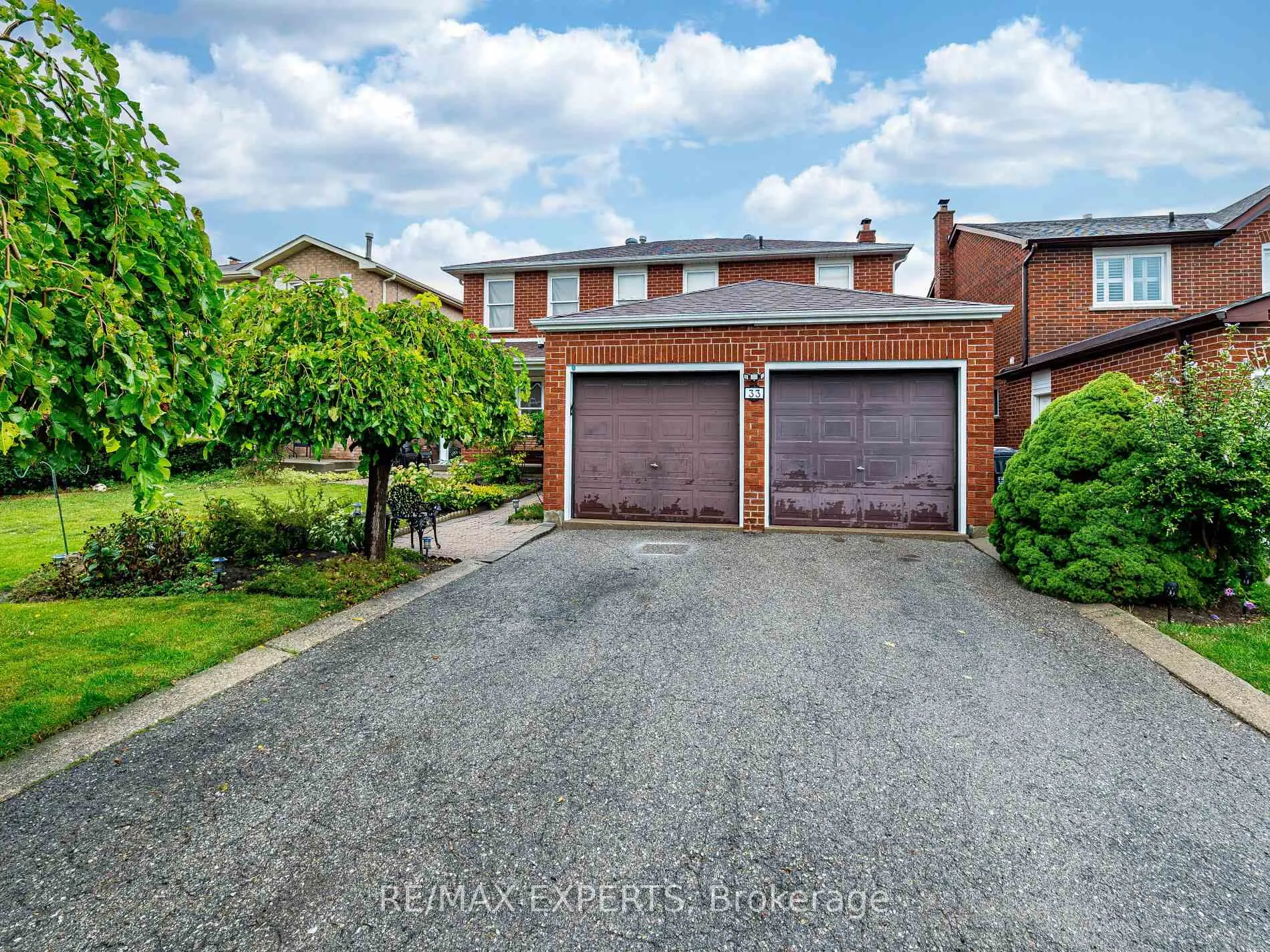 Photo 1 of 33 Nipissing Crescent, Brampton, Westgate — HOMEH