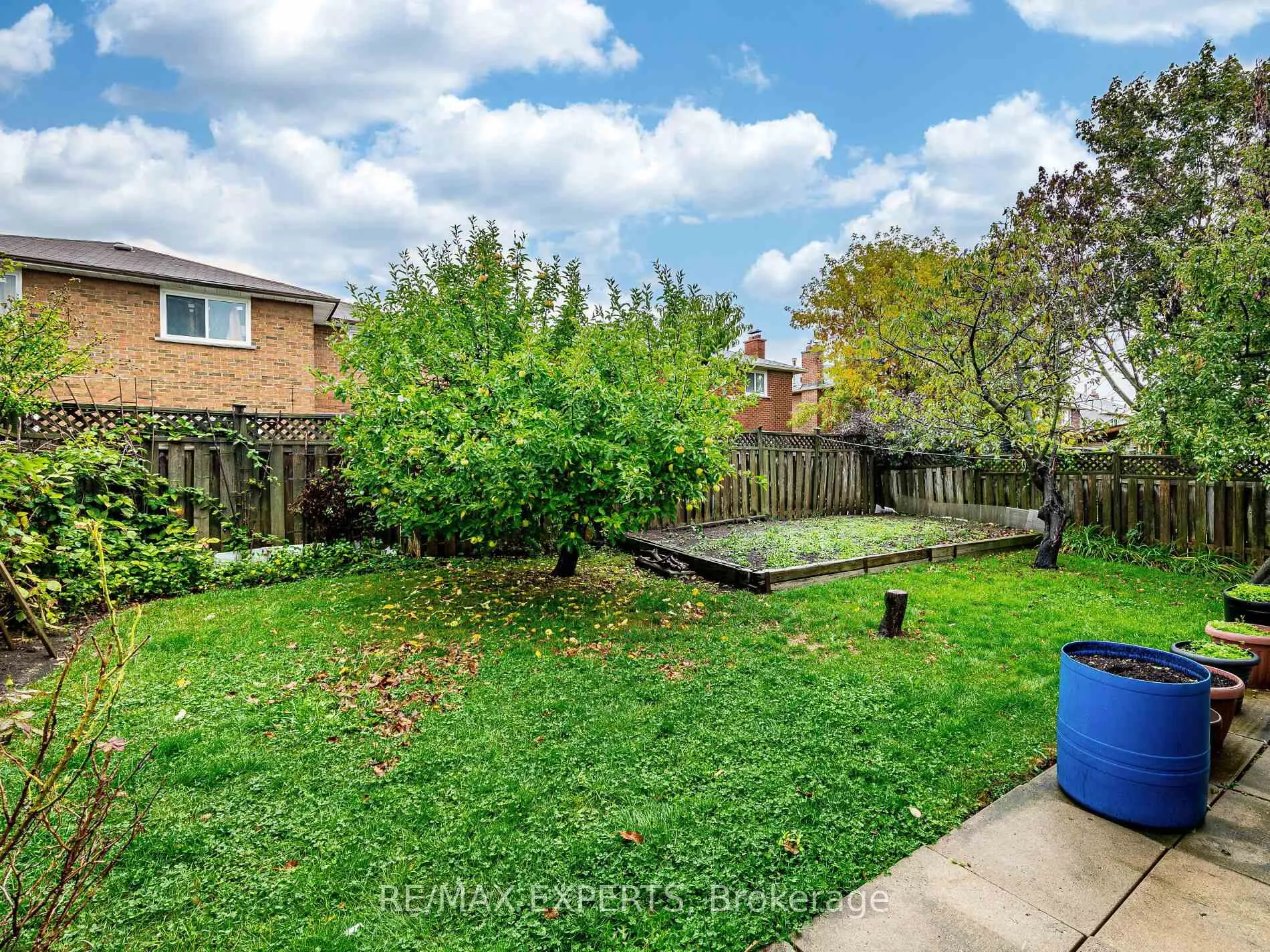 Photo 49 of 33 Nipissing Crescent, Brampton, Westgate — HOMEH