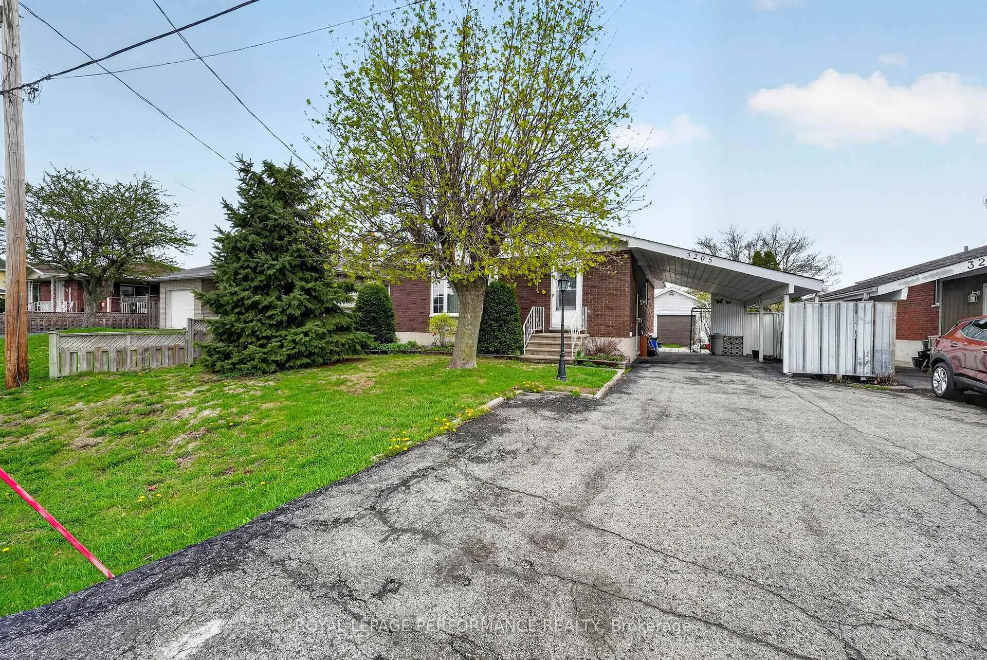 Photo 2 of 3205 Duval Avenue, Cornwall — HOMEH