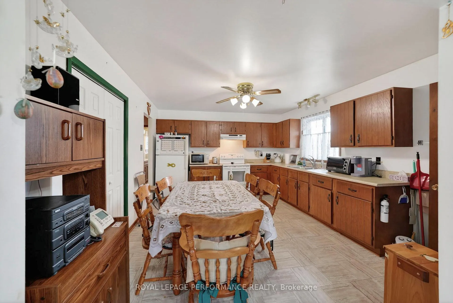 Photo 7 of 3205 Duval Avenue, Cornwall — HOMEH