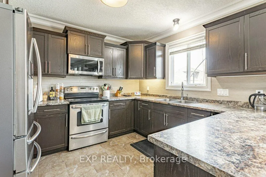 Photo 10 of 8 Oliver Crescent, Zorra, Thamesford — HOMEH