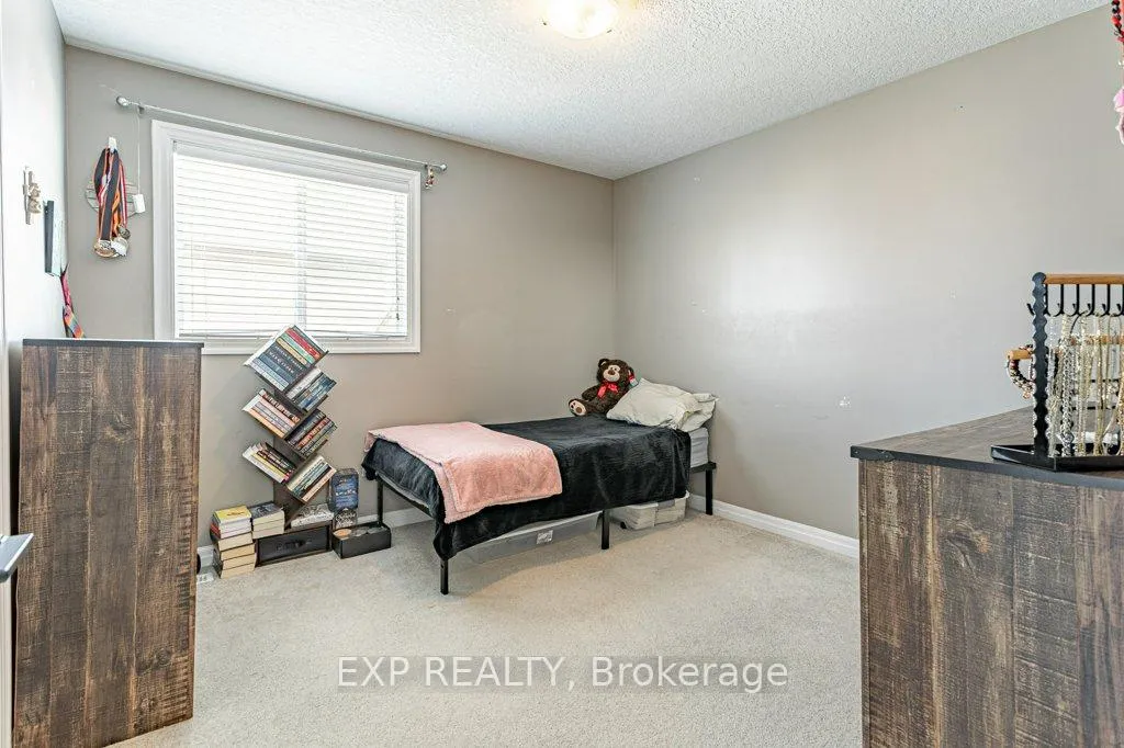 Photo 16 of 8 Oliver Crescent, Zorra, Thamesford — HOMEH