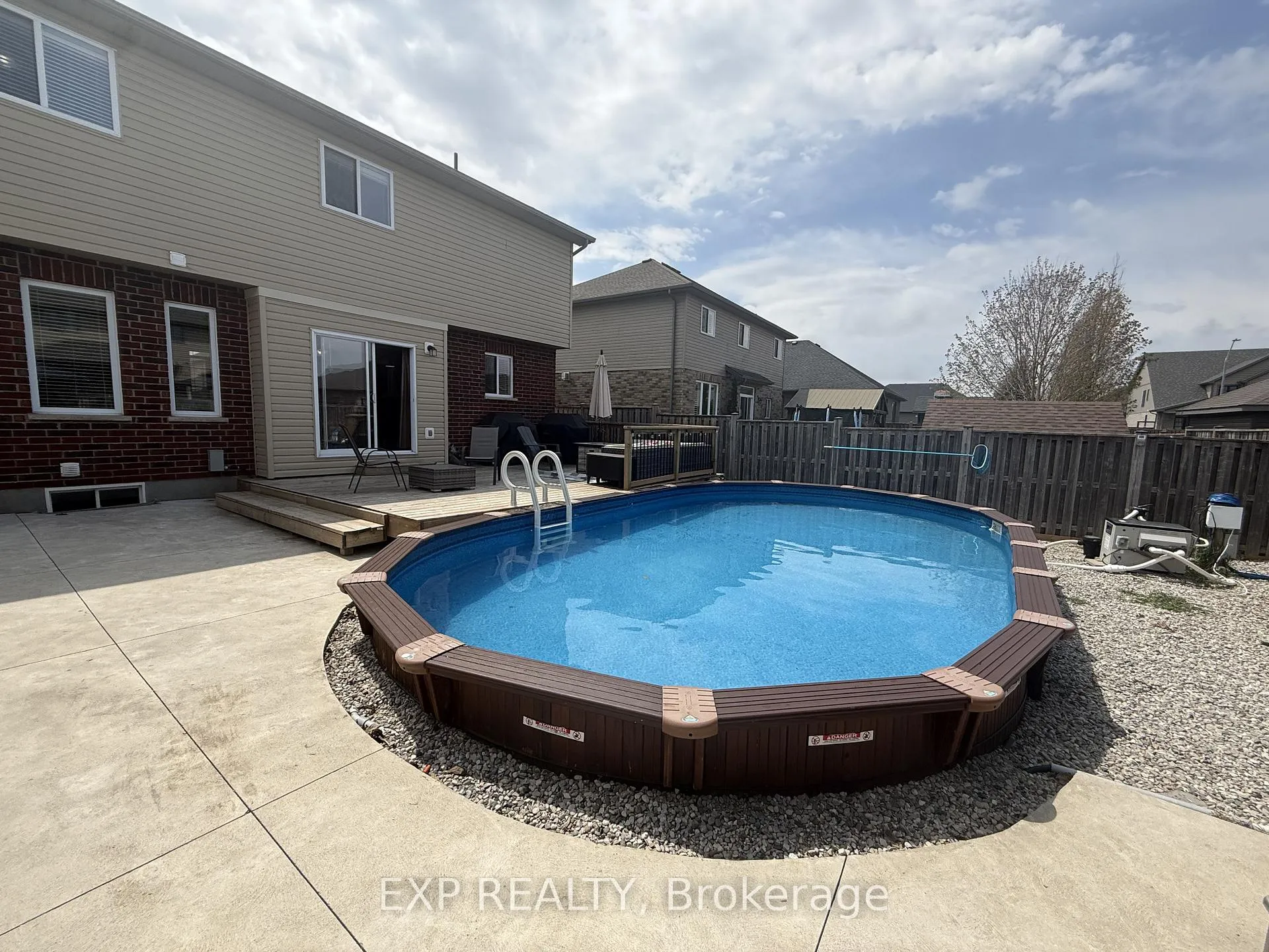 Photo 27 of 8 Oliver Crescent, Zorra, Thamesford — HOMEH