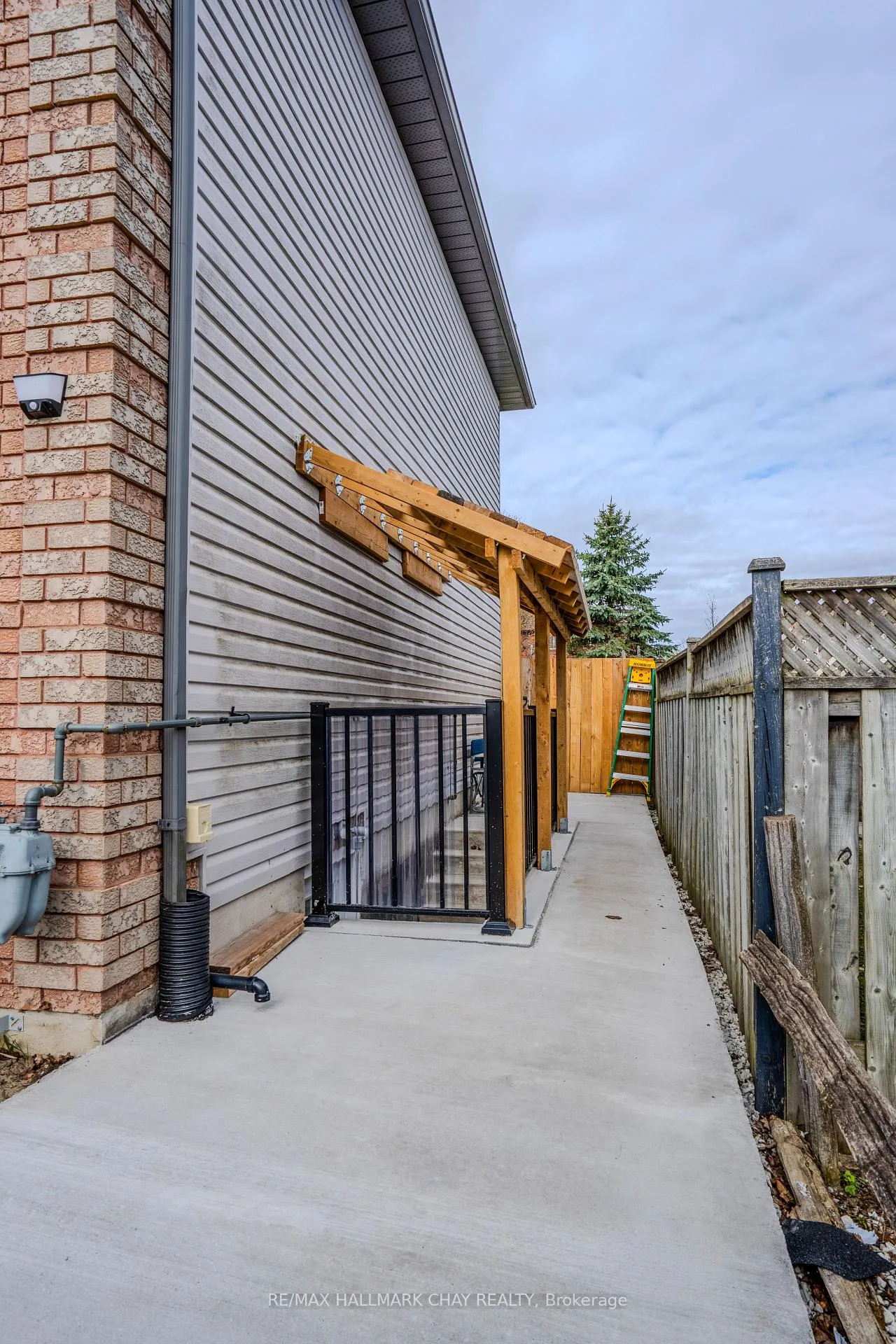 Photo 2 of Unit Lower, 19 Julie Street, Essa, Angus — HOMEH
