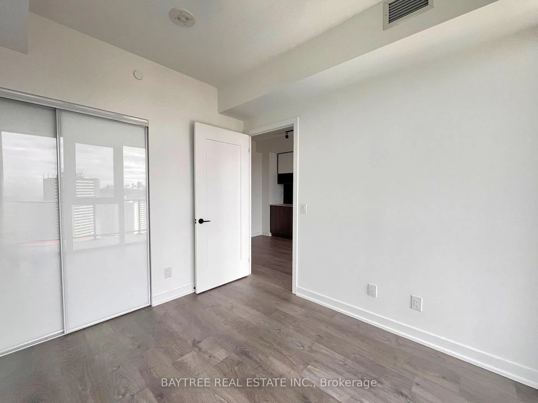 Photo 5 of Unit 2110, 5 Defries Street, Toronto, Regent Park — HOMEH
