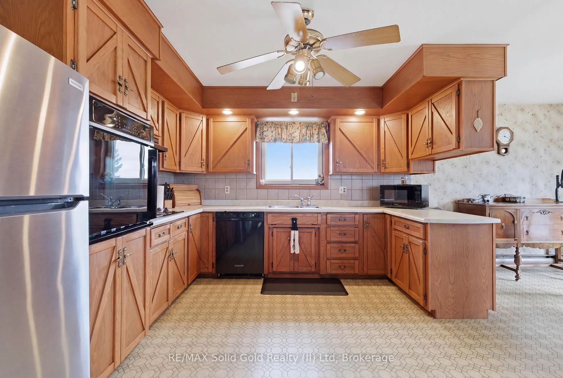 Photo 5 of 4683 Road 107, Perth East, North Easthope — HOMEH
