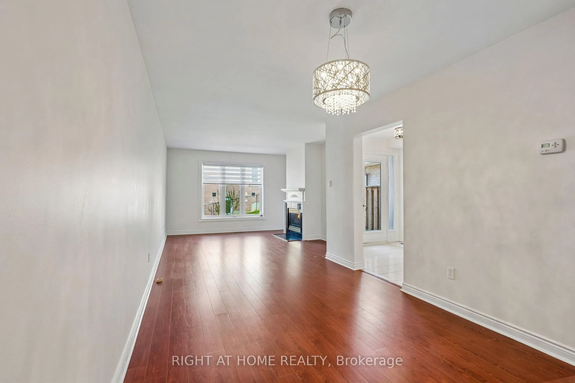 Photo 5 of 80 Wetherby Circle, Markham, German Mills — HOMEH