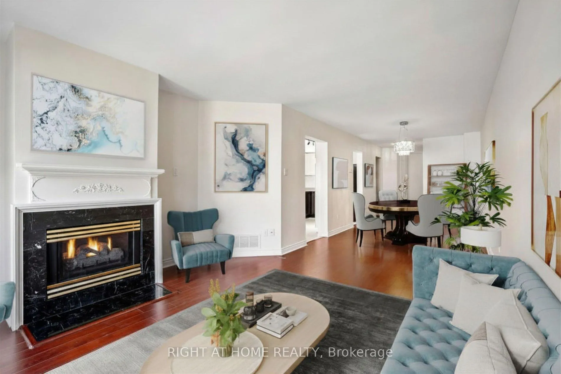 Photo 6 of 80 Wetherby Circle, Markham, German Mills — HOMEH