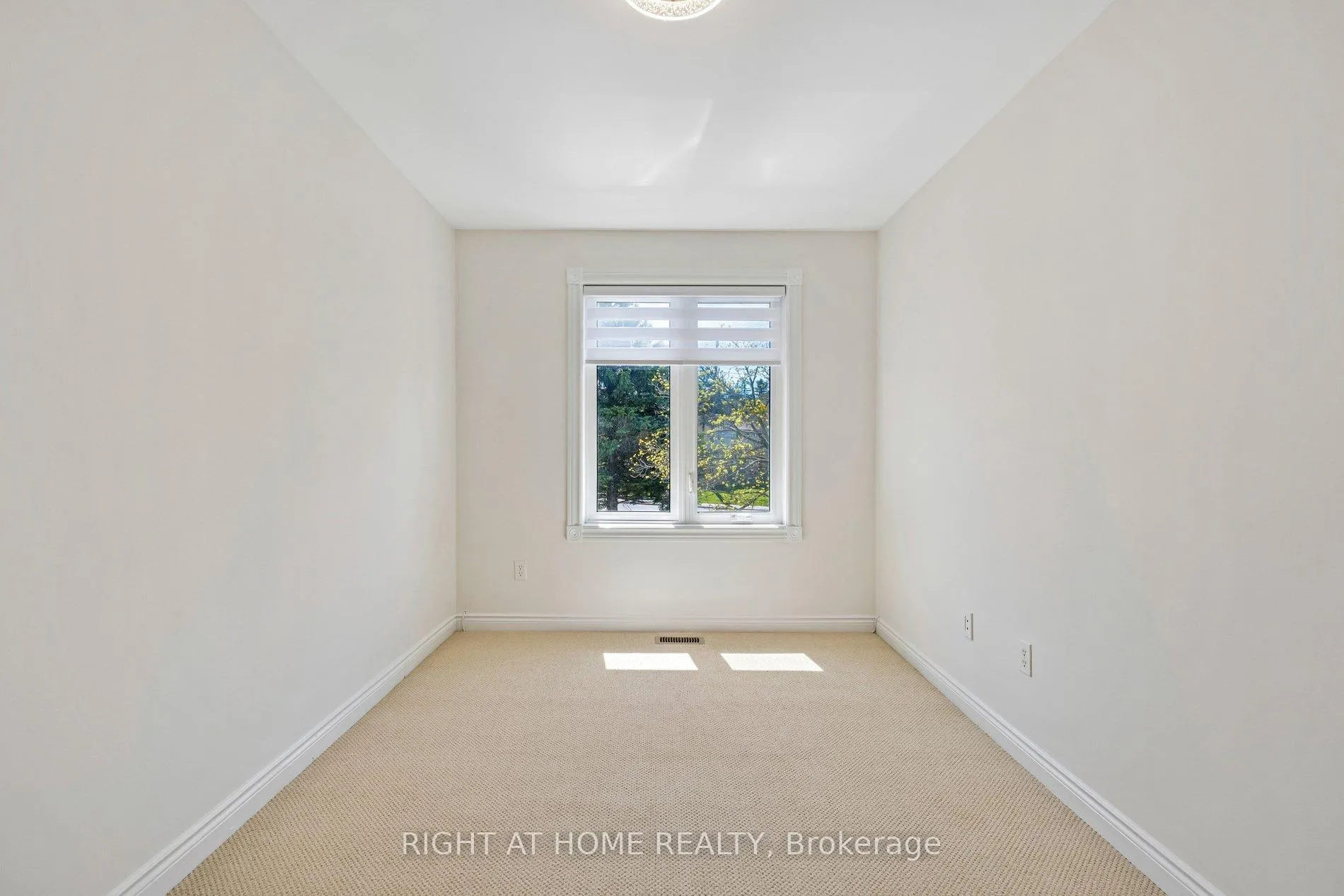 Photo 25 of 80 Wetherby Circle, Markham, German Mills — HOMEH