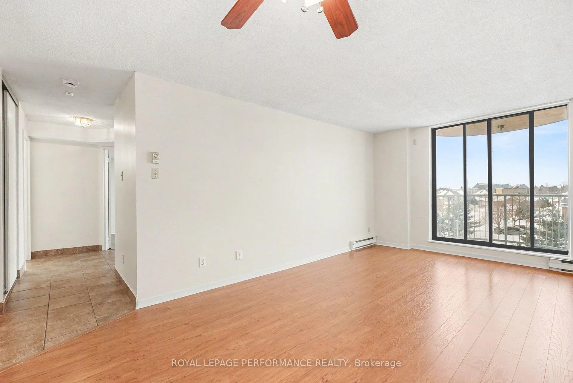 Photo 3 of Unit 402, 1440 Heron Road, Ottawa, Heron Gate — HOMEH