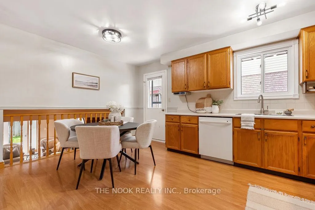 Photo 18 of 117 Mcfeeters Crescent, Clarington, Bowmanville — HOMEH