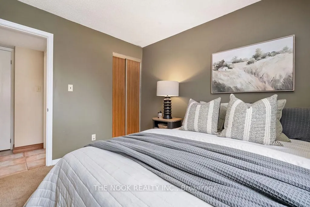 Photo 34 of 117 Mcfeeters Crescent, Clarington, Bowmanville — HOMEH