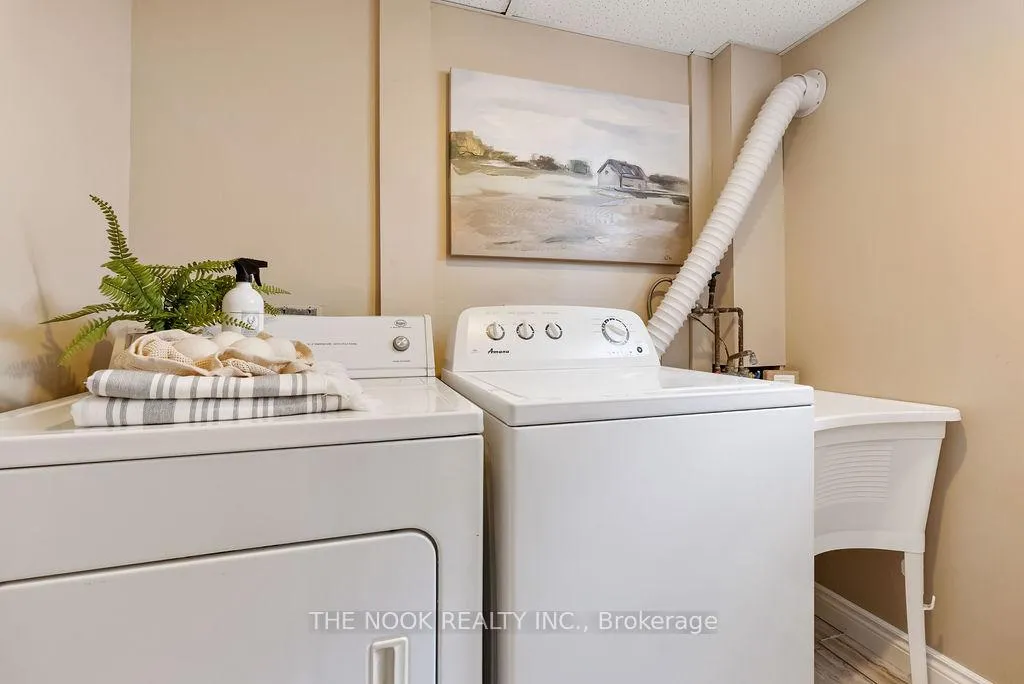 Photo 35 of 117 Mcfeeters Crescent, Clarington, Bowmanville — HOMEH