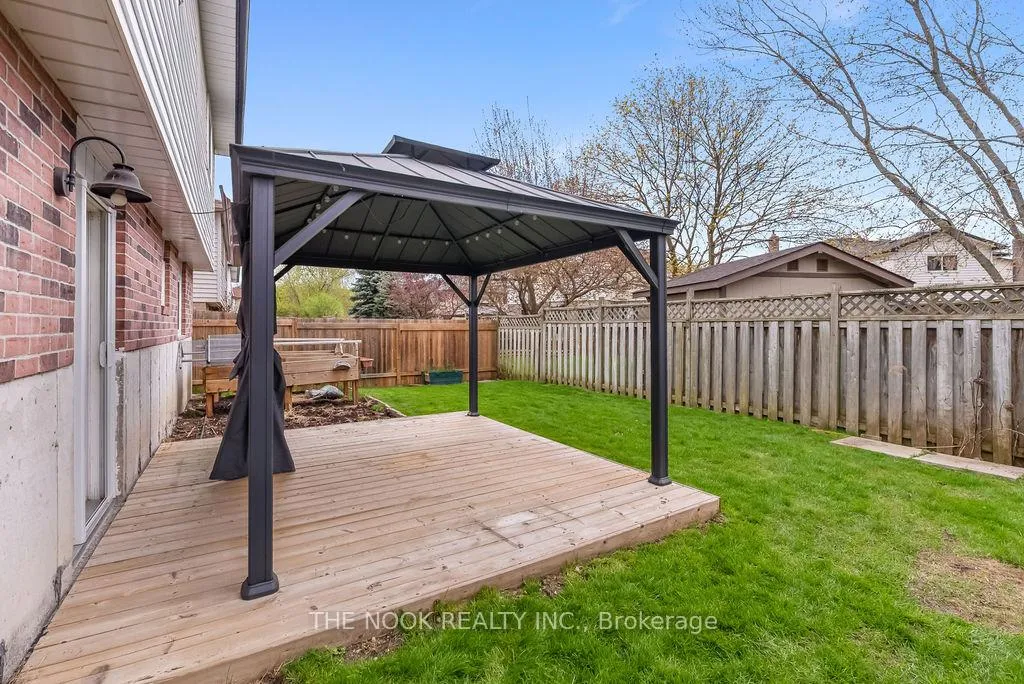 Photo 45 of 117 Mcfeeters Crescent, Clarington, Bowmanville — HOMEH