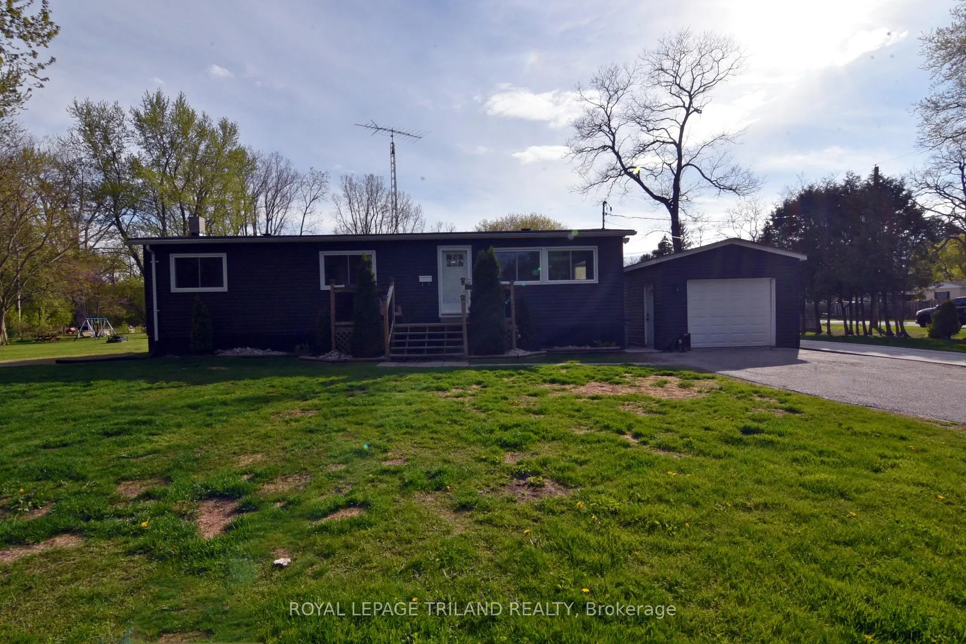 Photo of 9967 Eric Street