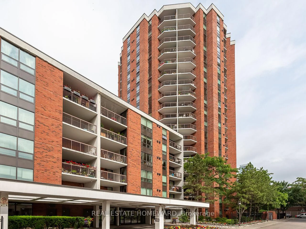 Photo 17 of Unit 623, 77 Maitland Place, Toronto, Cabbagetown-South St. James Town — HOMEH