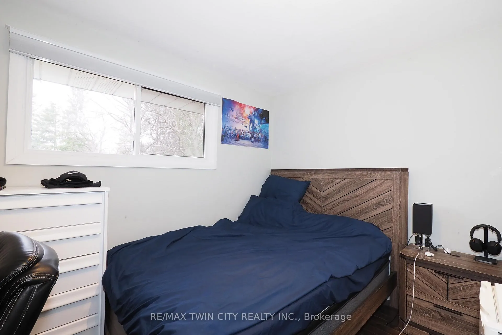 Photo 16 of 163 Pinegrove Crescent, Waterloo, Lakeshore Village — HOMEH