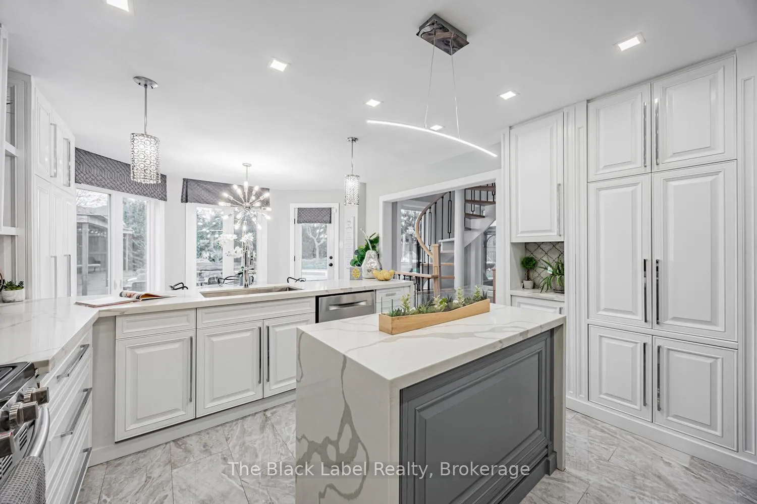 Photo 5 of 48 Lipton Crescent, Whitby, Pringle Creek — HOMEH