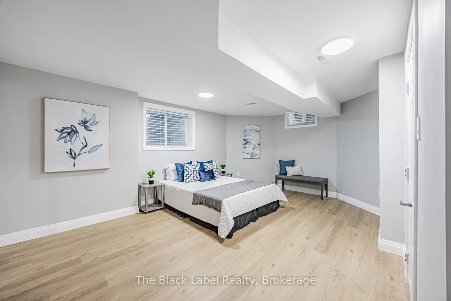 Photo 19 of 48 Lipton Crescent, Whitby, Pringle Creek — HOMEH