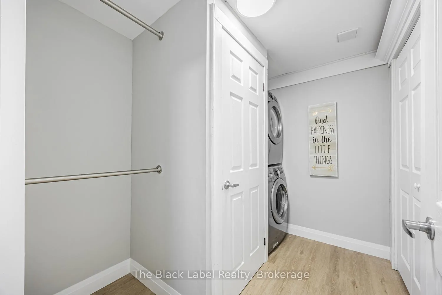 Photo 39 of 48 Lipton Crescent, Whitby, Pringle Creek — HOMEH