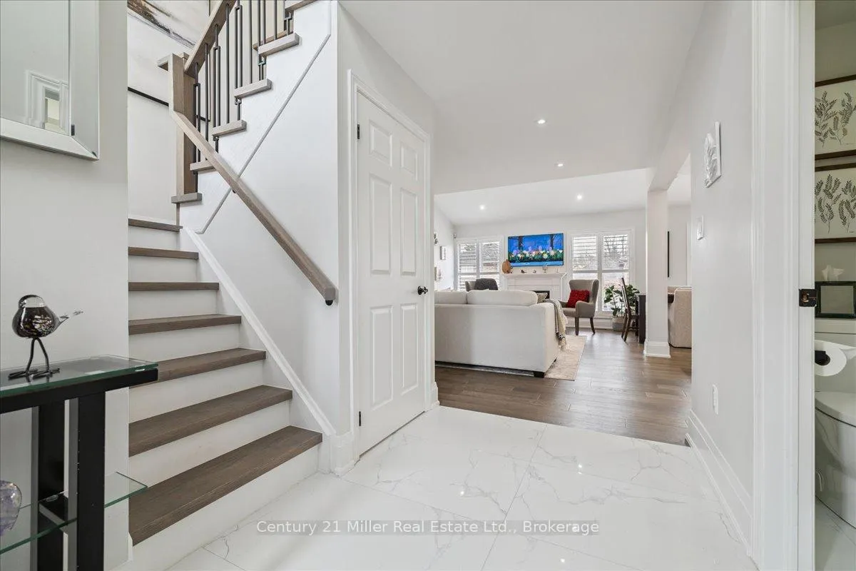 Photo 5 of 230 Appleby Road, Hamilton, Ancaster — HOMEH