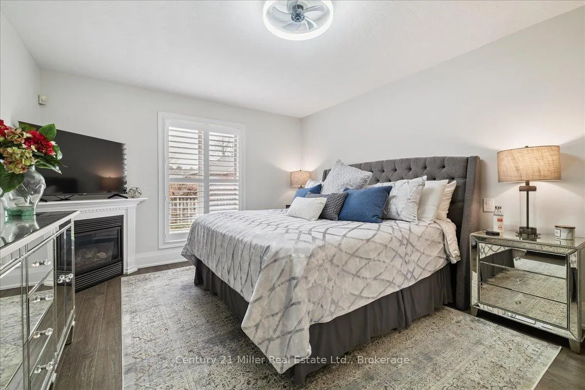 Photo 19 of 230 Appleby Road, Hamilton, Ancaster — HOMEH