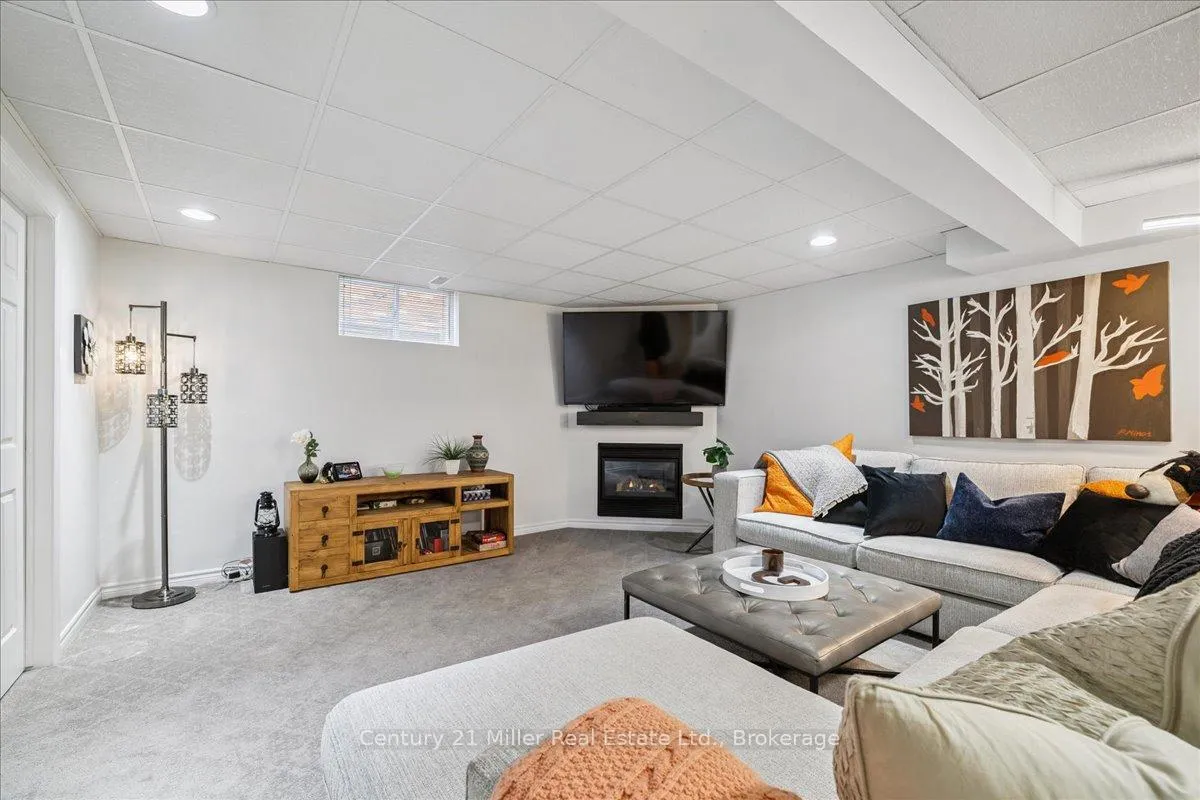 Photo 35 of 230 Appleby Road, Hamilton, Ancaster — HOMEH