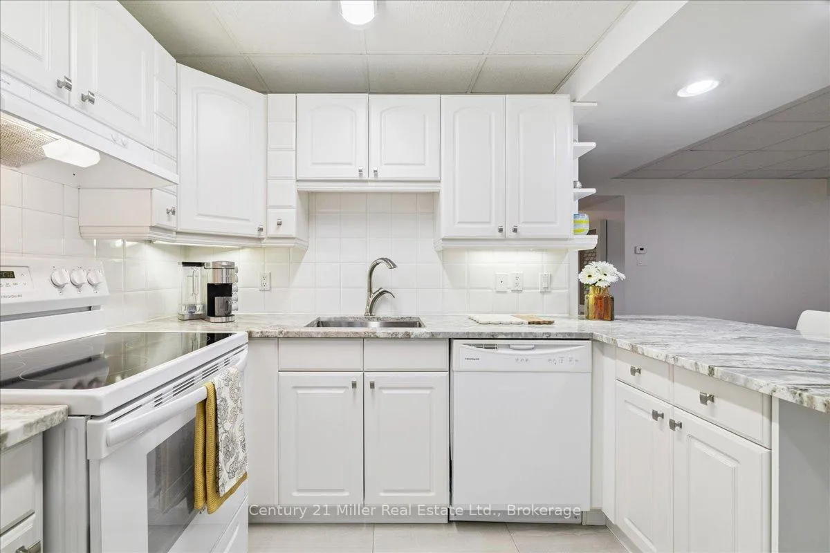 Photo 38 of 230 Appleby Road, Hamilton, Ancaster — HOMEH