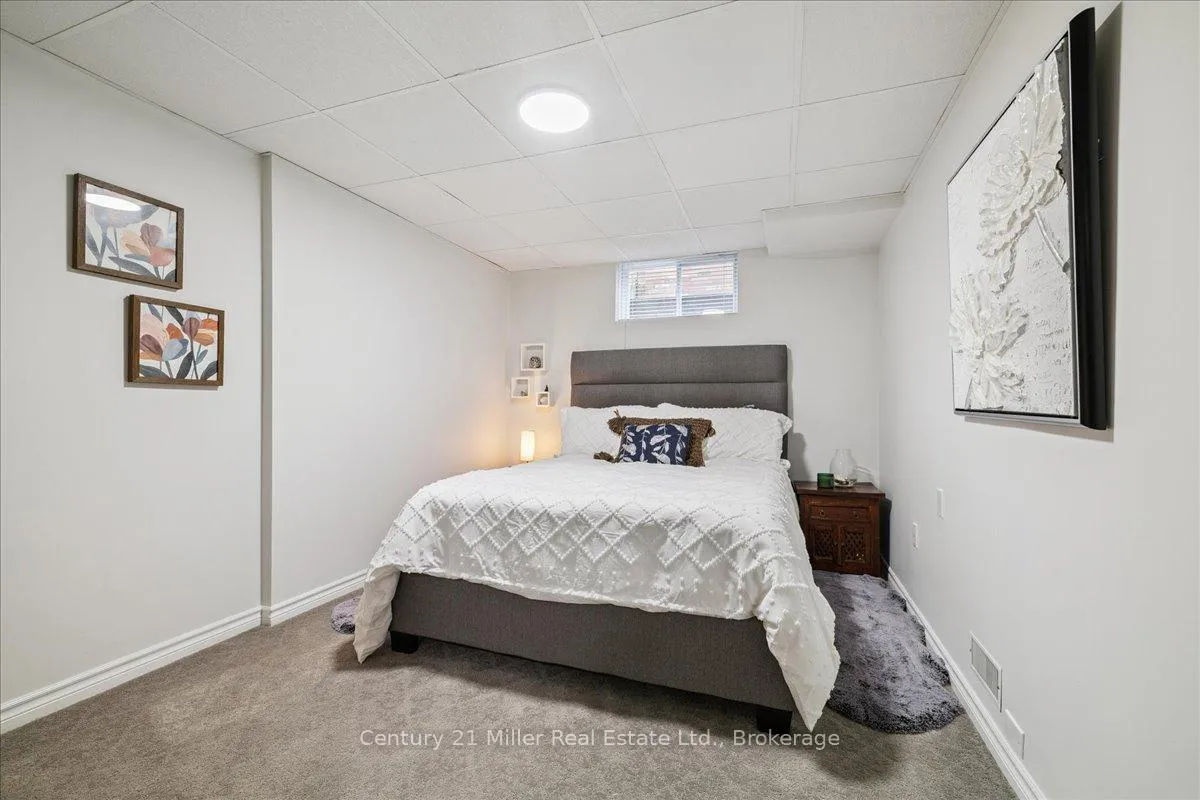 Photo 40 of 230 Appleby Road, Hamilton, Ancaster — HOMEH