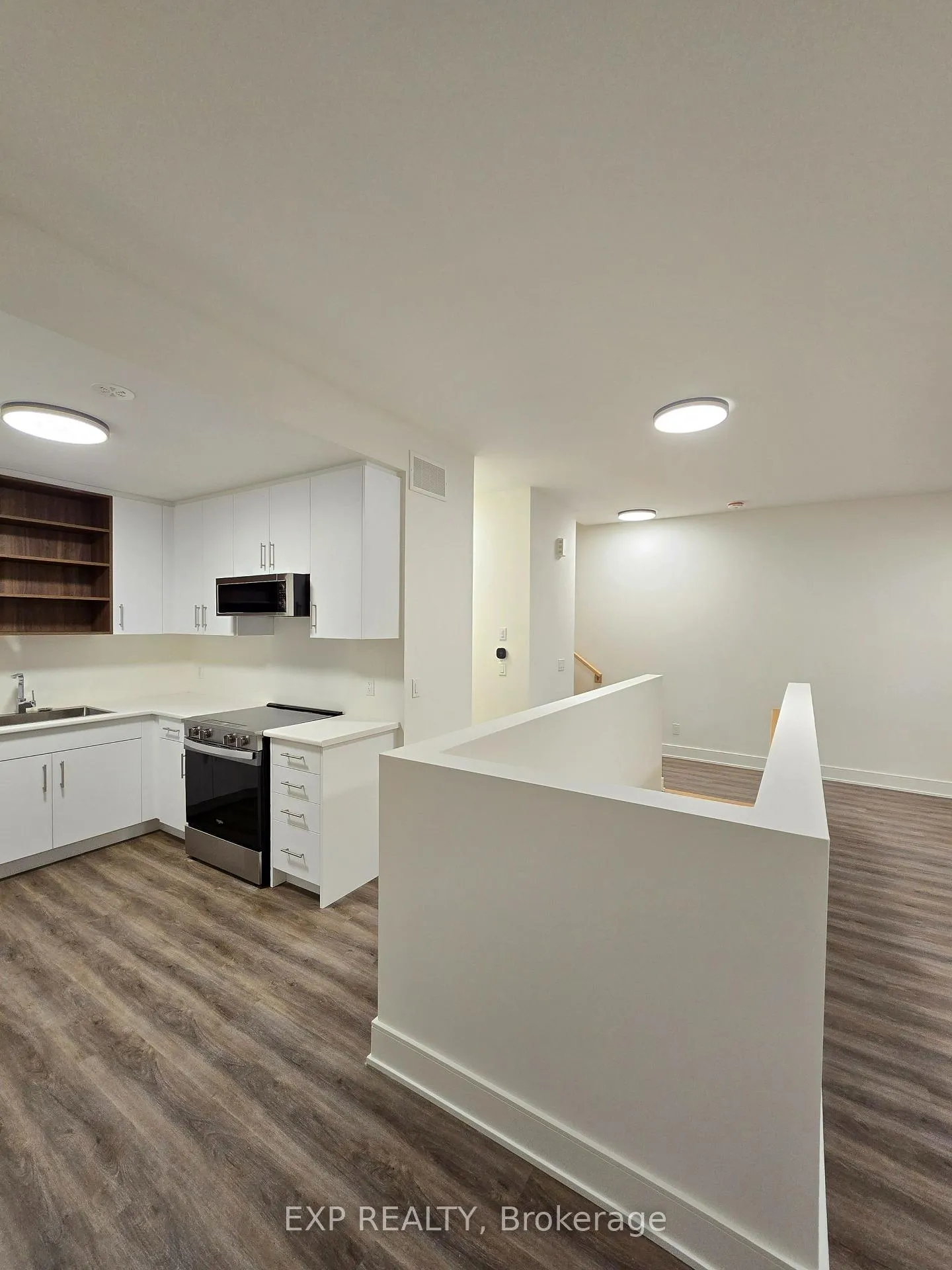 Photo 15 of 114 Everett Common, St. Catharines, Oakdale — HOMEH