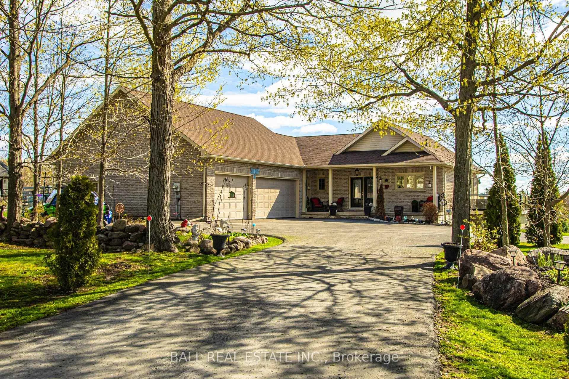 Front of 2172 Katchewanooka Court